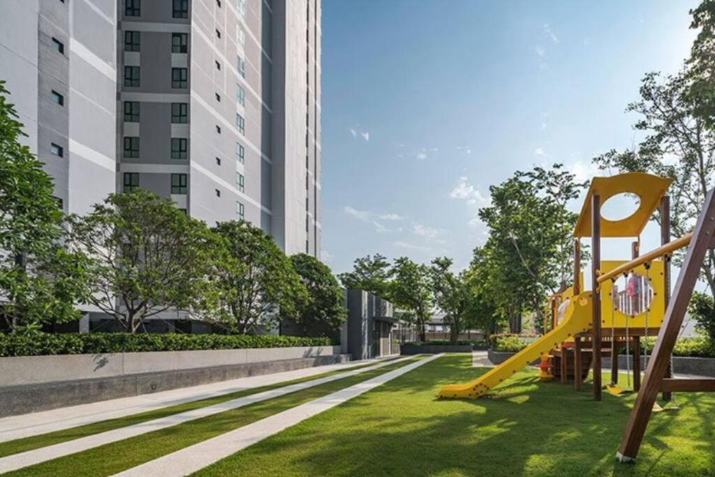 The Base Condo Center Of Pattaya Rooftop Swimming Pool 외부 사진