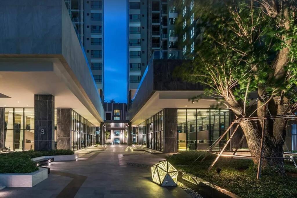 The Base Condo Center Of Pattaya Rooftop Swimming Pool 외부 사진