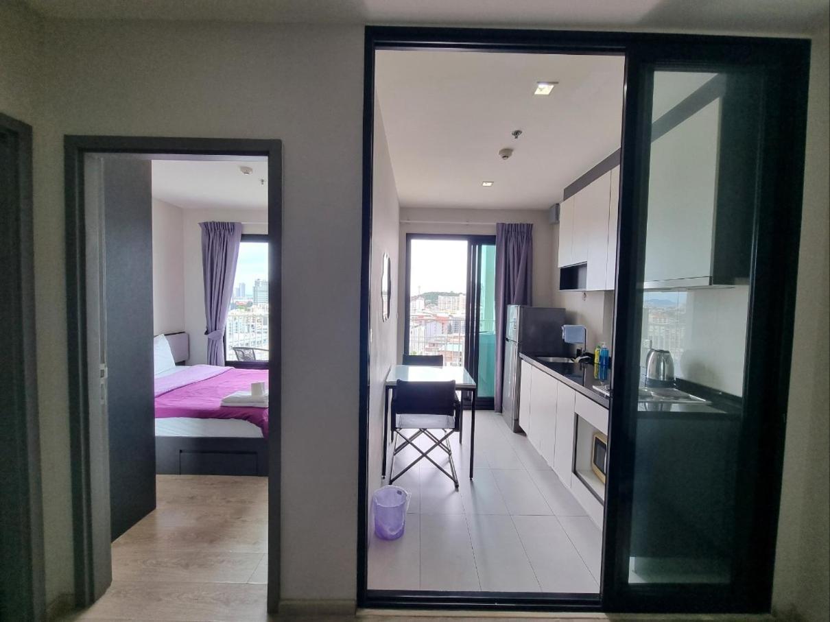 The Base Condo Center Of Pattaya Rooftop Swimming Pool 외부 사진