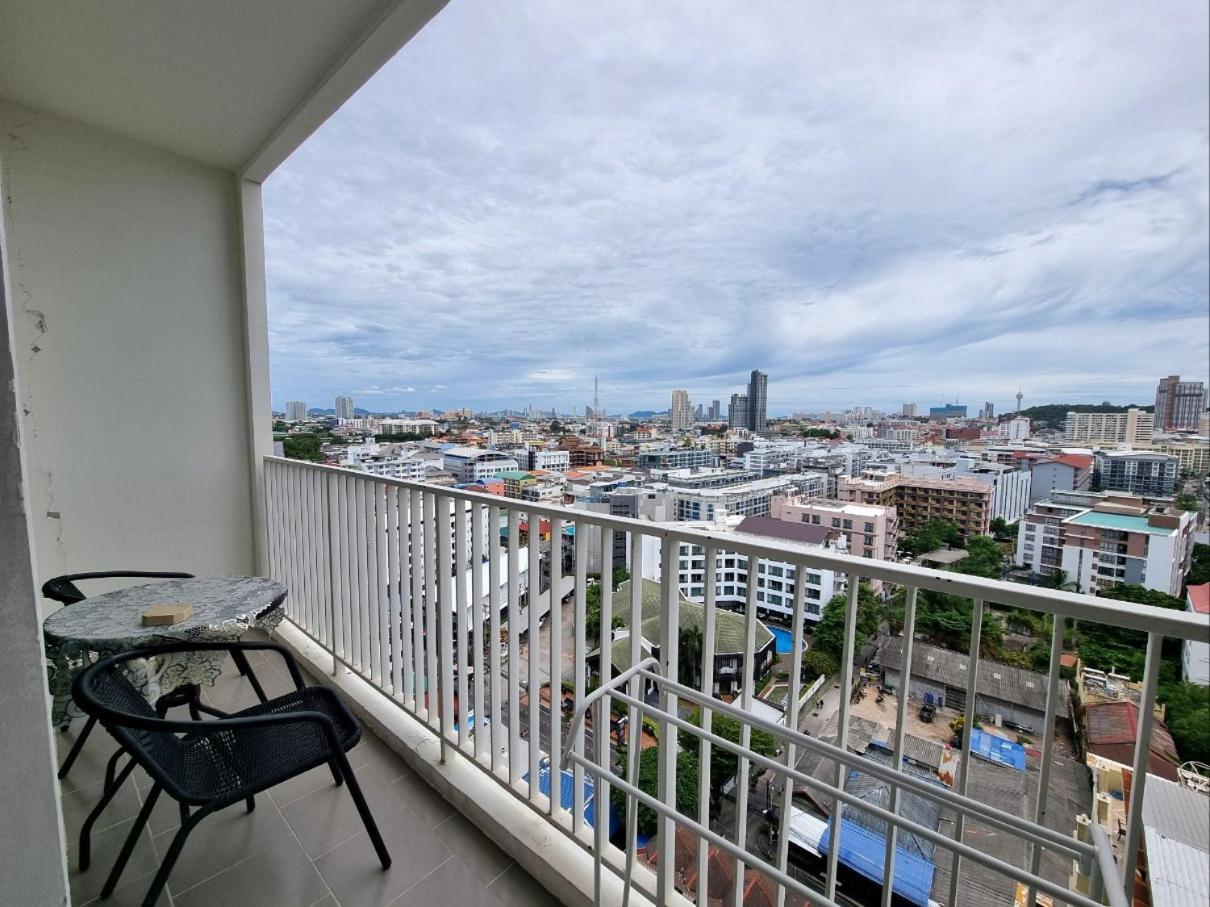 The Base Condo Center Of Pattaya Rooftop Swimming Pool 외부 사진